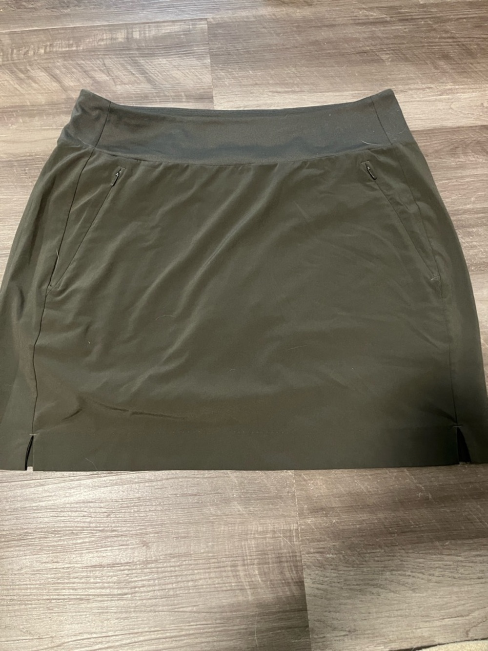 Athleta Soho Skirt Skort 6 olive green